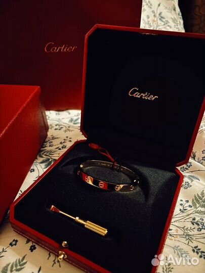 Женский Браслет Cartier Love