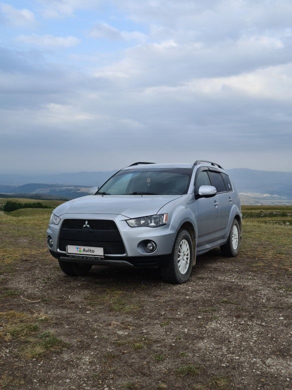 Mitsubishi Outlander: фото владельца