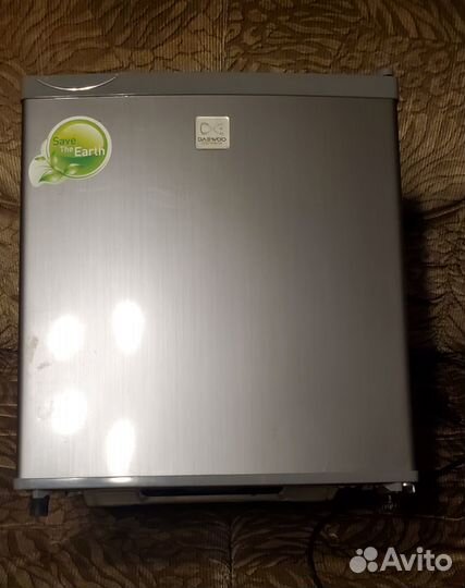 Минихолодильник daewoo FR-062AIX