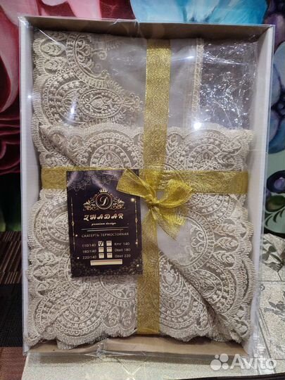 Силиконовая скатерть с кружевом