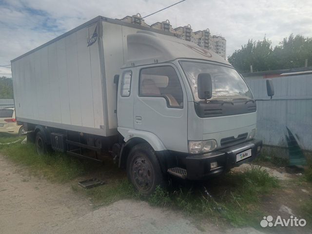 Dongfeng eq 1074