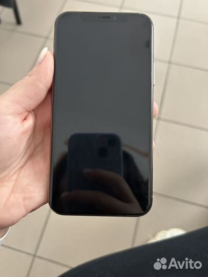 iPhone 11 Pro, 64 ГБ