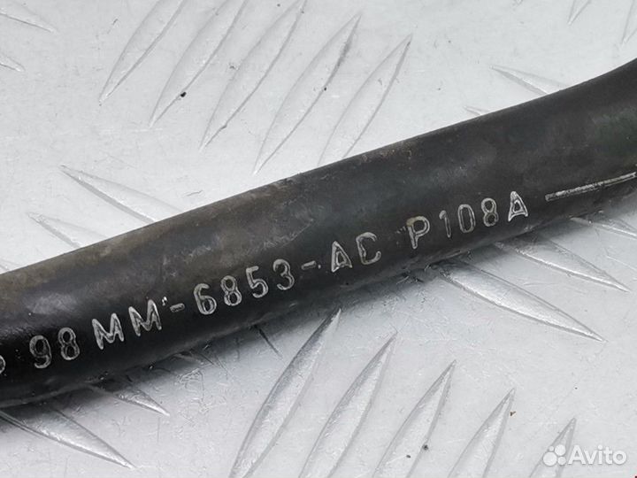 Трубка топливная Ford Focus рест. 2004 1152891