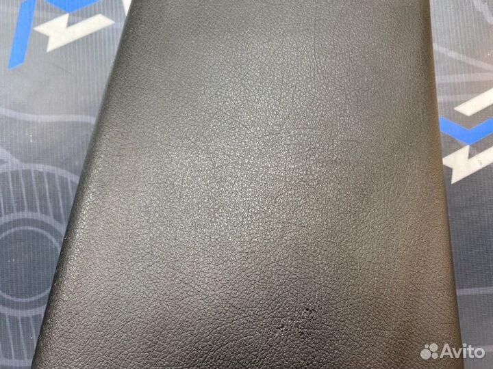 Обшивка салона правая Audi A6 C6 BDW 2004