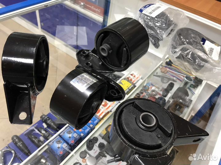 Опора двигателя Hyundai Accent