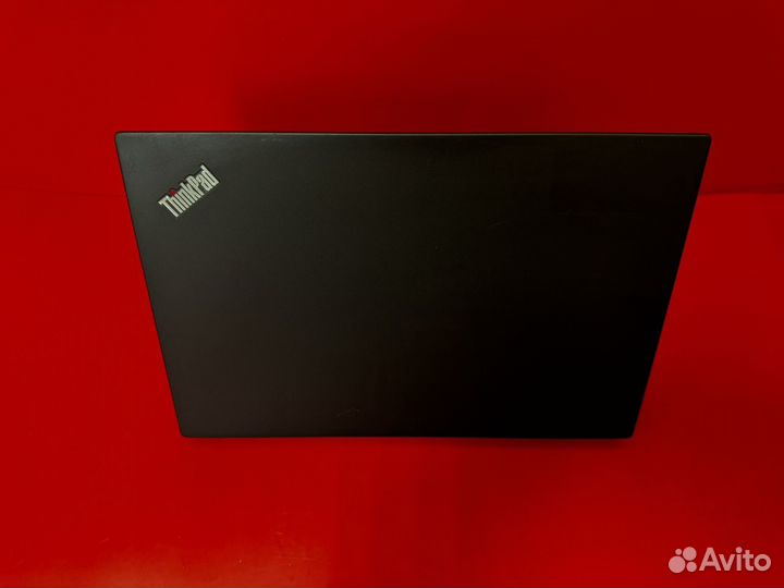 Ноутбук Lenovo X1 Carbon G5 i5/8/256SSD 14*