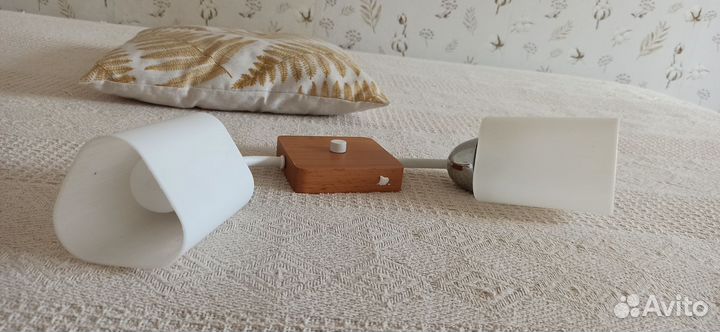 Люстра с двумя плафонами