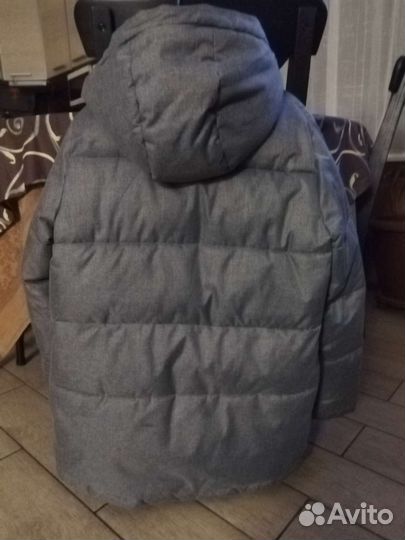 Продам зимнюю куртку на подростка