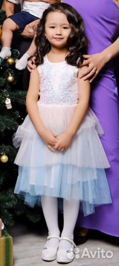 Нарядное платье для девочки 122 128