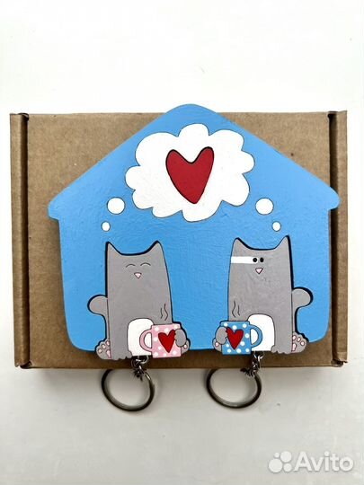 Ключница настенная с брелками Котики