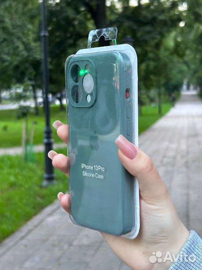 Чехол на iPhone