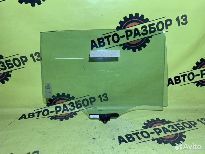 Стекло двери заднее правое Kia Sportage 4 QL