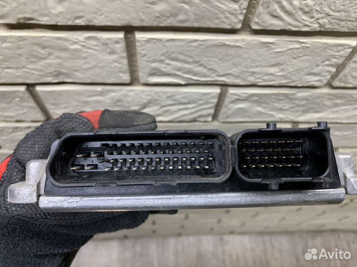 Skoda Rapid Блок управления двс cfna 1,6л МКПП