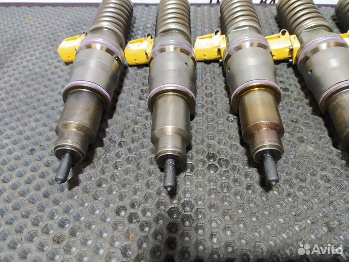 Комплект форсунок топливных