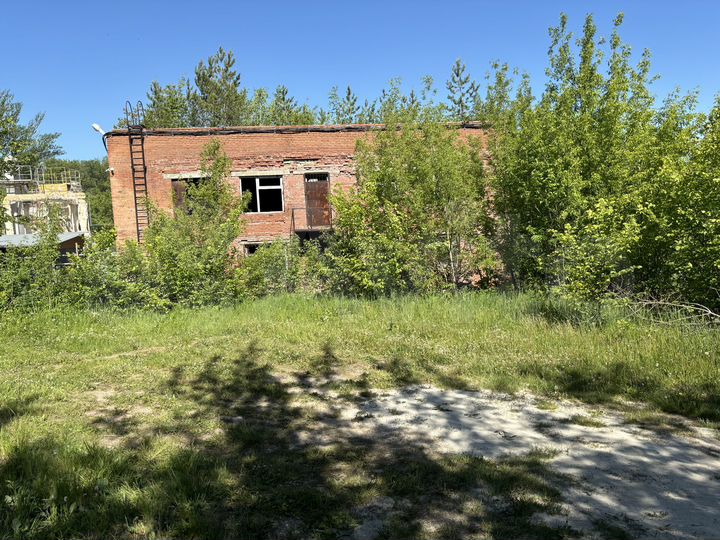 Здание, 1831.9 м²