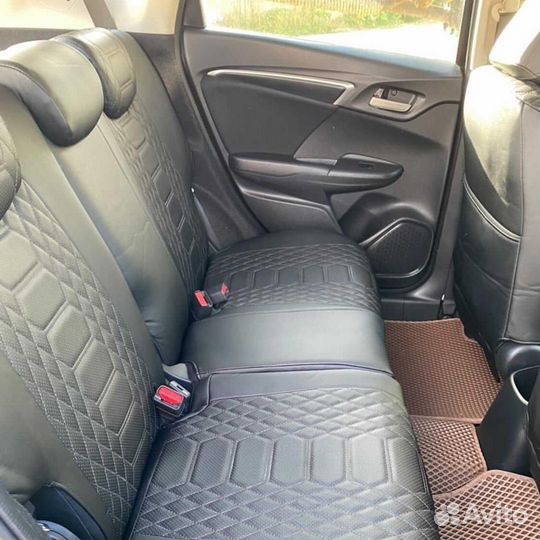 Авточехлы новые с гарантией 1 год