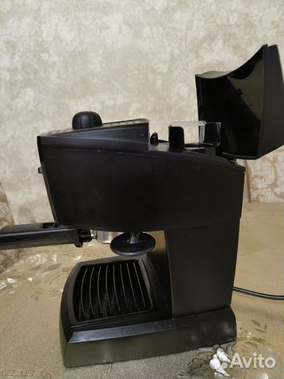 Кофеварка рожковая delonghi ec 145