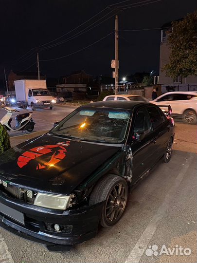 Mitsubishi Lancer 1.6 МТ, 1998, битый, 230 000 км