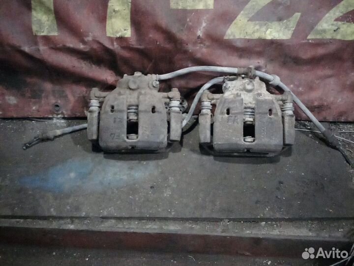 Суппорт тормозной передний colt z3