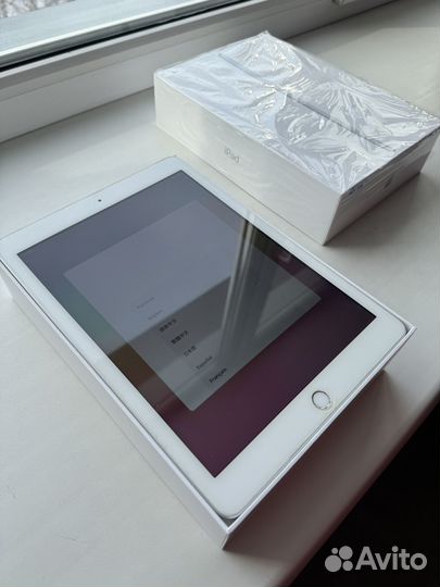 iPad 6 2018 32gb LTE (с SIM) Silver