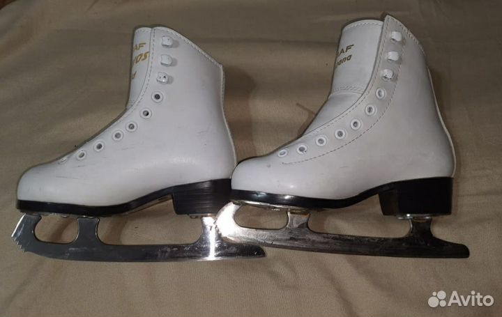 Коньки фигурные 27 размер Davos Graf gold