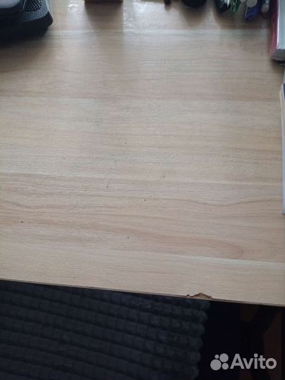 Детский письменный стол