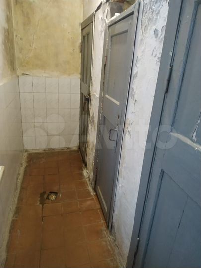 Комната 18 м² в 1-к., 1/2 эт.