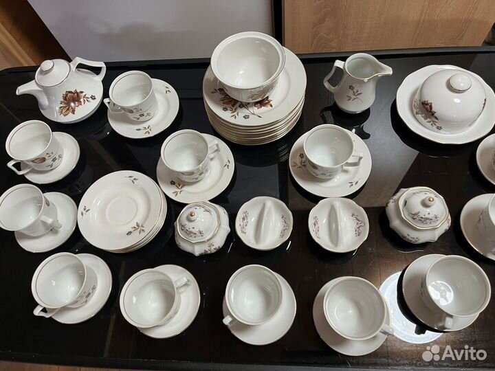 Чайно - кофейный сервиз 