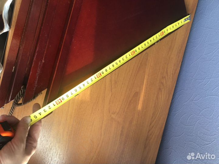 Полка угловая для икон