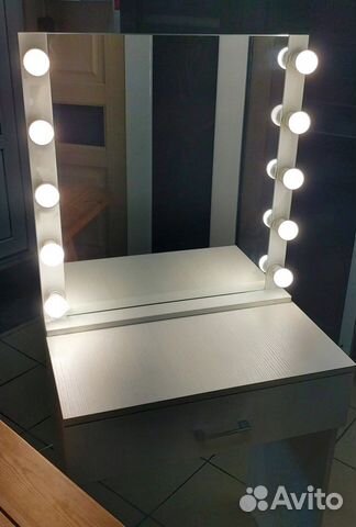 Гримерное зеркало