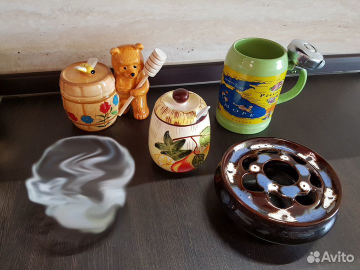 Чашки, блюдца, бокалы, кружки, горшки, рюмки