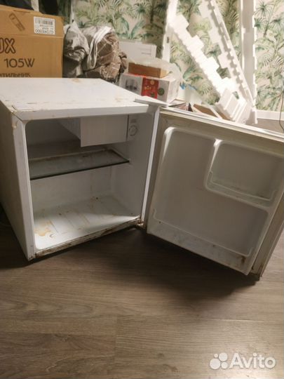 Холодильник BBK. Бу, маленький холодильник