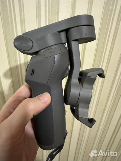 Стабилизатор для телефона dji osmo mobile 3