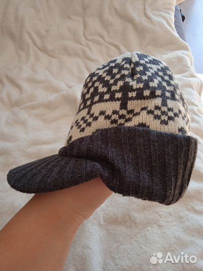 Шапка с козырьком на 12-24 месяца