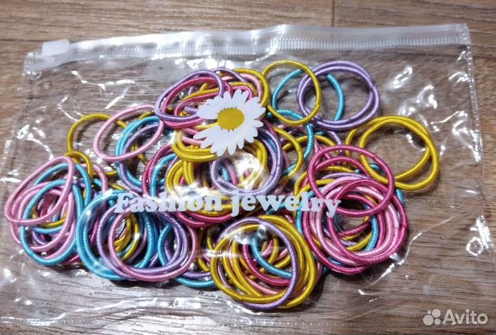 Заколки, резинки для волос