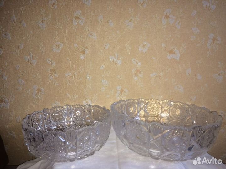 Хрусталь, конфетница, салатники, ваза, фужеры