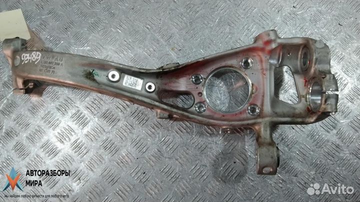 Кулак поворотный правый Audi Q8 2022 4M0407560A