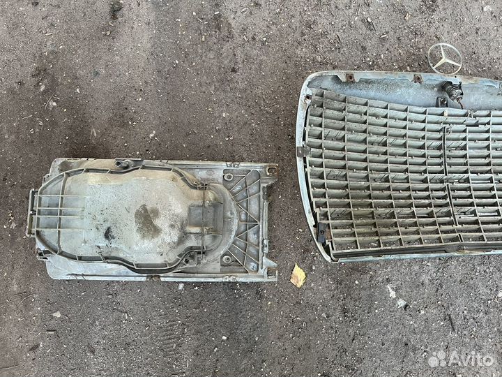 Комплект фар на mercedes benz w123