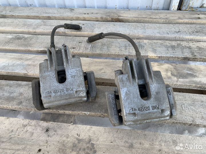 Суппорта тормозные задние BMW E60 5 серия