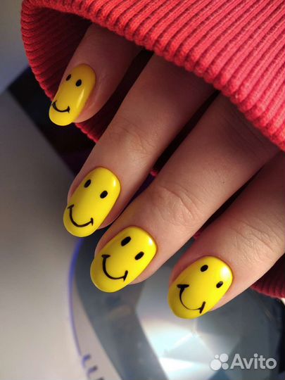 Маникюр, покрытие гель лаком