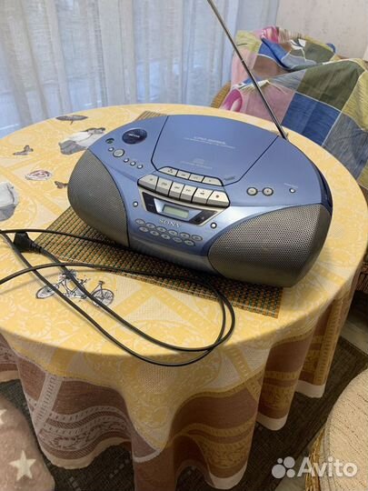 Магнитола sony CFD S-250L