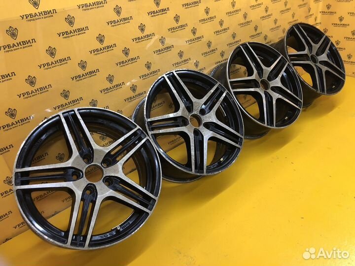 4 шт. Диски Racing Wheels R17 5*114.3 Racing Wheels