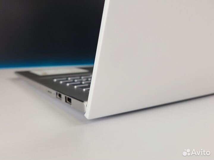 Asus Vivobook S15 i5 1135G7 8GB RAM 512GB SSD