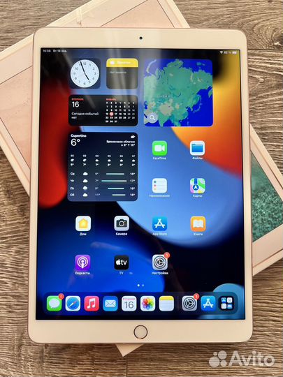 iPad Pro 2 10.5 2017 64GB Cellular SIM Gold