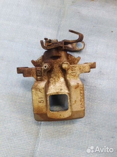 Задний суппорт левый Mitsubishi Outlander,Asx