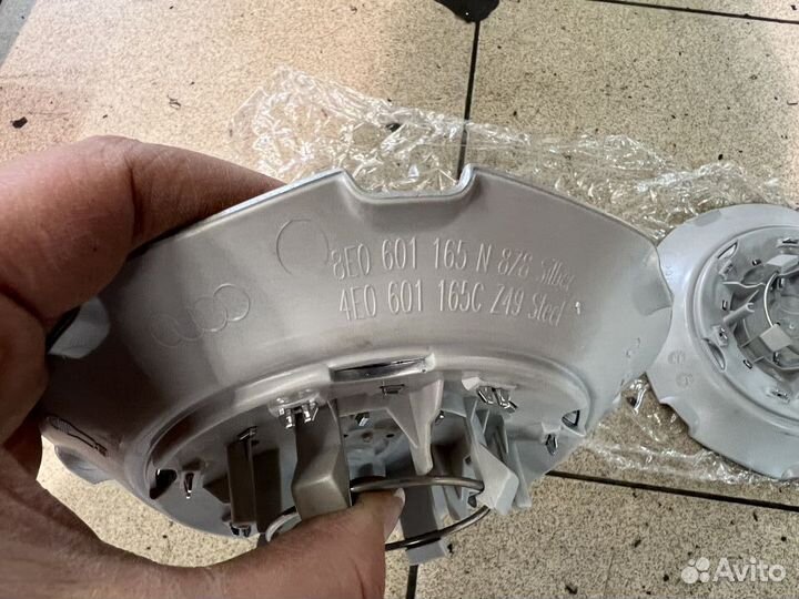 Колпак литого диска Ауди S4, S6, S8