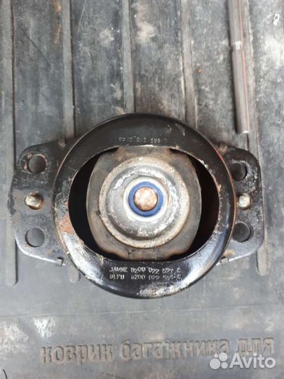 Подушка двигателя Рено Мастер 2 Подушка