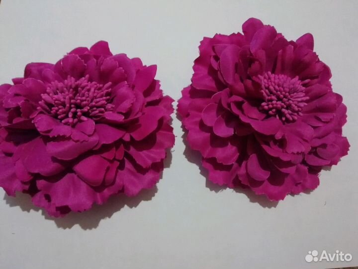 Заколки для волос