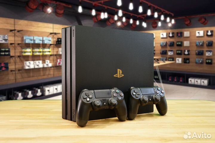 Sony PS4 Pro 1 Tb + 2 геймпада + 40 игр EA Play