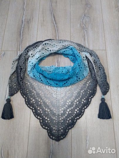 Вязаный бактус